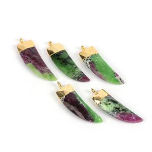 Pendentif à facettes en forme de rubby, zodiisite, pendentif plat, corne arc-en-ciel, à pointes, avec breloques en pierre précieuse plaquée - Product Image 5