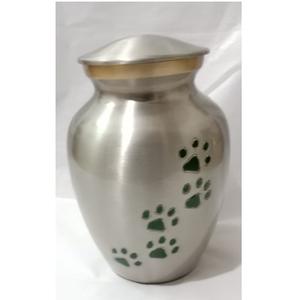 Nouvel aluminium fini avec patte gravée urne classique de taille moyenne couleur argent mat pour l'enterrement de votre animal de compagnie - Product Image 1