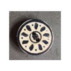 El último botón clásico de madera de cuatro agujeros para abrigo y ropa, botón de ropa de Royal Home Collection Supplies - Product Image 6