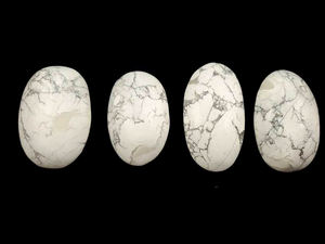 Vente en gros de véritable cristal de palmier poli Howlite pour la guérison de l'amour énergie apaisante stabilité émotionnelle et soutien du sommeil - Product Image 3