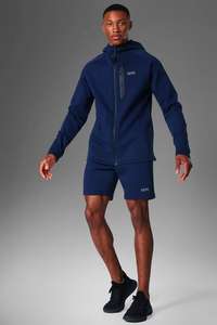 Chándal de poliéster de dos piezas con logotipo personalizado 2022 para mujer, estilo informal térmico transpirable de secado rápido para verano - Product Image 4