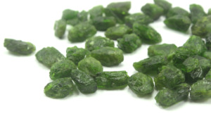Pierre précieuse brute en Tourmaline verte naturelle de qualité authentique, vente en gros, fabrication de bijoux naturels, vente en gros, 10 pièces - Product Image 2