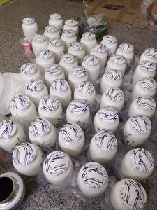 Urne funéraire en aluminium noir nacre pour adultes par Brassworld India Funeral Supplies - Product Image 5