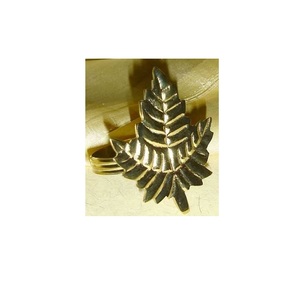 Rond de serviette feuille d'érable argent de qualité exclusive en métal personnalisé pour la meilleure vente porte-serviette en métal au prix le plus bas - Product Image 2