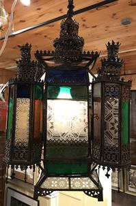 Lámpara de Metal colgante marroquí de alta calidad, nueva linterna decorativa hecha a mano, paneles de vidrio multicolores para el hogar, Navidad, boda - Product Image 4