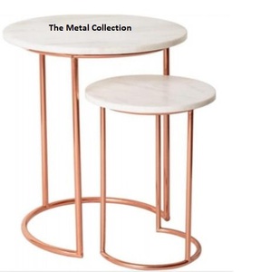 Ensemble de 2 pièces Table de meuble maison en métal, table pour salon, avec tabouret, rond, de couleur or, Design moderne, en fer - Product Image 2