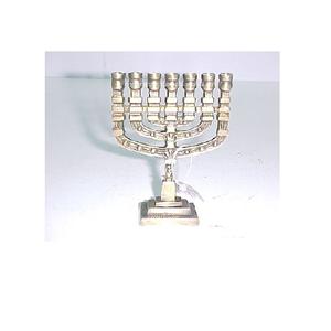 Bougeoir moderne de luxe fantaisie en argent, bougeoir Menorah, pour la décoration de la maison et la décoration de Noël, vente chaude de qualité supérieure - Product Image 1