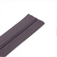 No.4 Fermetures à glissière en nylon à longue chaîne pour vêtements - Product Image 3