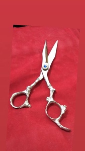 Ciseaux de coiffure professionnels à poignée Dragon | Ciseaux de précision pour des coupes de cheveux élégantes - Product Image 2