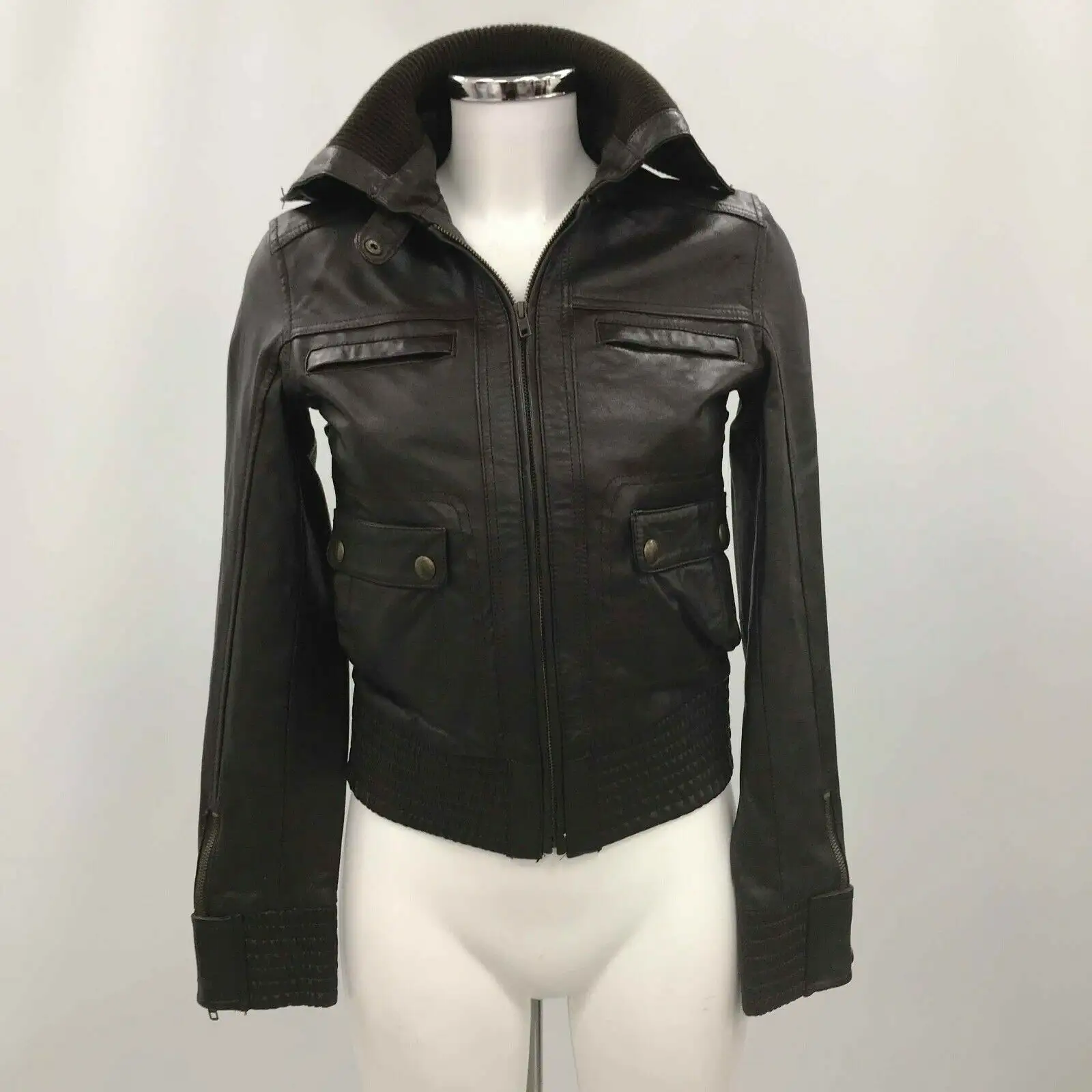 2021 नई फैशन डिजाइन महिला अशुद्ध चमड़े बाइकर जैकेट देवियों बॉम्बर काला आकार-थोक मूल्य