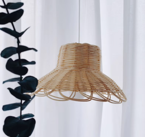 Pantalla de ratán hecha a mano - Product Image 3