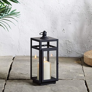 Lanterne moderne en métal noir pour décoration intérieure et extérieure pour rendre l'endroit plus attrayant et entièrement personnalisable. - Product Image 5