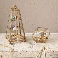 Présentoir de table pyramidal pour boucles d'oreilles et colliers, boîte en verre, design classique américain, écologique, en métal durable, pour décoration intérieure de style ancien