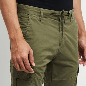 Pantalones cargo de algodón 100 con parte delantera plana y ajuste cónico de diseño propio para hombre a precio al por mayor - Product Image 4