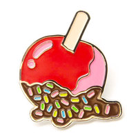 Badges en émail souple personnalisés décorés sur le thème du drama, vente en gros