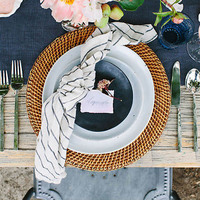 Assiette de Présentation Ronde en Rotin Écologique Style Luxe Moderne Prix de Gros pour Mariages, Événements, Maison, Restaurant, Hôtel