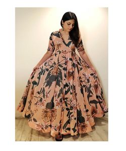 Nouveau Dernier Look Rich Party Wear Georgette Imprimé Crêpe Indien Filles Porter Prêt à Porter Pas Cher Bas Prix En Gros Surat Ethnique - Product Image 2