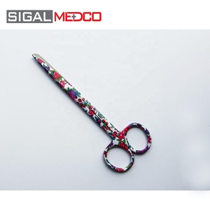 SIGAL MEDCO Set de ciseaux chirurgicaux manuels J2 Acier inoxydable 14cm Fleurs panachées blanches Design certifié CE pour - Product Image 1