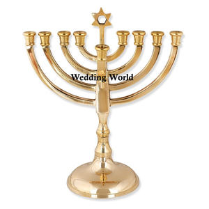Bougeoir Menorah en métal de haute qualité, décoratif et fait à la main, bougeoir classique et élégant en métal pour table, vente en gros - Product Image 1