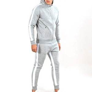 Chándales deportivos personalizados, de alta calidad - Product Image 1