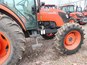 Trattore Agricolo Tedesco Usato 75CV 4x4 a Ruote con Trasmissione a Ingranaggi con Pompa e Cambio in Vendita Scontata - Product Image 4