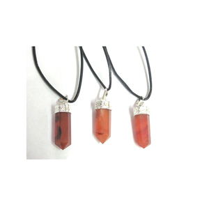 Colgante de lápiz de cornalina roja Piedra natural Feng Shui Amor Ágata Cristal Piedra preciosa Curación Grabado Colgante de cristal hecho a mano - Product Image 1