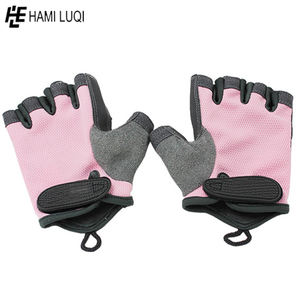 Wholesale Open Finger Sport Workout <b>Gloves</b> Fitness Weight Lifting <b>Gloves</b> Gym Sports <b>Gloves</b> <b>for</b> Men and <b>Women</b> - Product Image 3