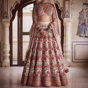 2024 mariage belle broderie sur robe de mariée KOTI & LEHENGA orné de perles de verre en cristal pierre RESHAM travail en soie - Product Image 1