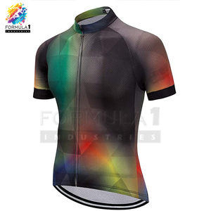 เสื้อจักรยานแขนสั้นรุ่นใหม่ของ Formula1 Industries น้ำหนักเบา ไร้ตะเข็บ ระบายอากาศได้ดี ป้องกันรังสียูวี แห้งเร็ว ไซส์ใหญ่ สำหรับทุกเพศ - Product Image 1