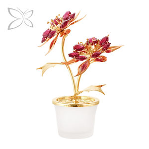 คริสตอคราฟท์ ต้นโปอินเซตเทียสชุบทอง ประดับด้วยคริสตัลทรงเหลี่ยมเจียระไน สำหรับตกแต่งภายในในเทศกาลคริสต์มาส ขนาด 12.8x16 ซม. - Product Image 2