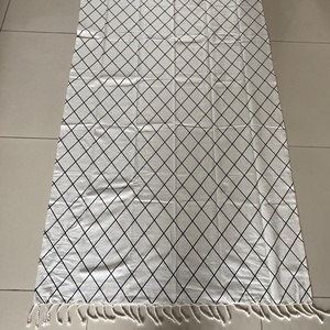 Toalla de Playa Desechable de Secado Rápido 100% Algodón - Product Image 1
