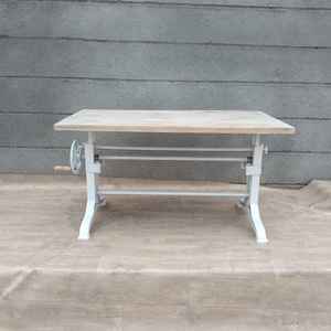 Table à manger industrielle en métal durable et élégante avec manivelle manuelle, couleur verte rustique RGDT00414, taille et couleur personnalisables pour l'école, le restaurant - Product Image 4