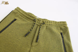 Short de sport d'été pour hommes de grande taille Sweat personnalisé avec ceinture élastique confortable Tricot polaire Motif solide Style décontracté - Product Image 3