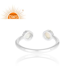 แหวนเงินแท้ 925 ดีไซน์ทันสมัยสำหรับงานแต่งงานและวันครบรอบ ประดับด้วยโอปอลเอธิโอเปียธรรมชาติและมูนสโตนสีรุ้งแบบสองเม็ด - Product Image 4