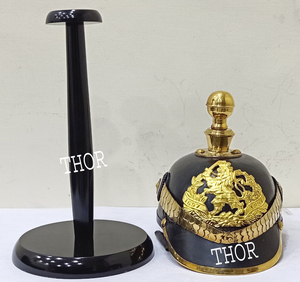 Casco de cuero Prusia-Casco alemán Pickelhaube - Product Image 4