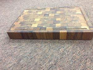 Planche à découper à Grain de teck de taille personnalisée, avec poignée en métal, planche à découper en bois d'acacia, 1 pièce, meilleur prix - Product Image 2