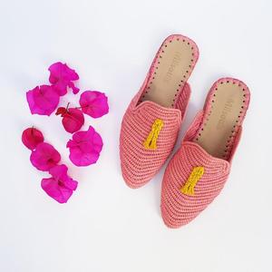 รองเท้าราฟเฟีย รองเท้าแตะทำมือ สีชมพู งานแฮนด์เมด - Product Image 1