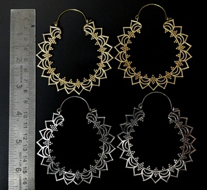 Pendientes de aro de latón Diseño de flor de loto Tribal Boho Gypsy Plateado para bodas Fiestas Regalos Compromiso Bohemia - Product Image 2