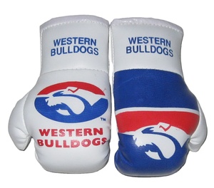 Porte-clé rétro en cuir PU, faux gants de boxe, accessoire de voiture, pendentif, Mini sac de poinçonnage - Product Image 1