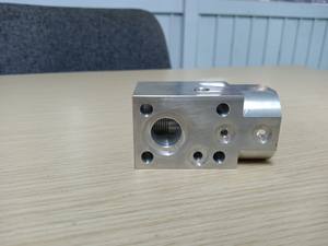 Piezas de mecanizado CNC de precisión, venta completa, molino de extremo de carburo, precisión de producto de alto grado - Product Image 3