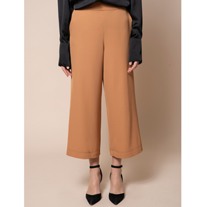 Pantalon large de qualité italienne supérieure, longueur mi-mollet, avec élastique derrière la poche française. Tissu fluide, pour les fêtes - Product Image 5