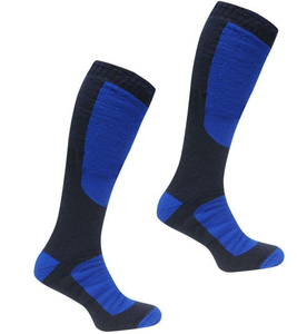 Calcetines de fútbol de estilo clásico con logotipo personalizado para mujeres y hombres Logotipo personalizado gratuito de Expansion Apparels Factory para entrenamiento - Product Image 1