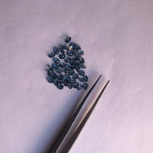 Piedra preciosa suelta de corte ovalado de Topacio Azul Londres Natural de 3mm y 4mm, el mejor precio de fábrica al por mayor en línea de la India del fabricante Regular - Product Image 2