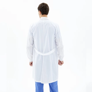 Uniforme médico profesional, cómodo y práctico - Product Image 3