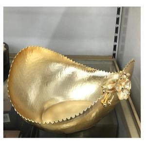 ชามตกแต่งสีทองเหล็กและสีดำ พร้อมขาตั้งลวด คุณภาพพรีเมียม สำหรับเสิร์ฟผลไม้และช็อกโกแลต - Product Image 5