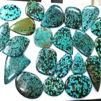 Vente en gros de cabochons de pierres précieuses naturelles en quartz vert et turquoise tibétaine, qualité AAA, avec jeu de couleurs, formes et tailles variées, 20-40MM