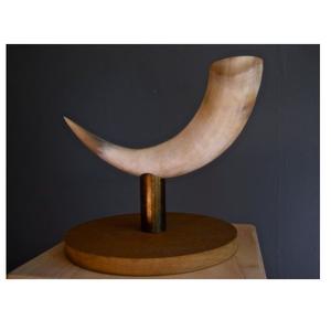 Venta al por mayor de cuerno de búfalo pulido natural de calidad escultura animal decorativa para la decoración del hogar tamaño personalizado para Base de acero - Product Image 6