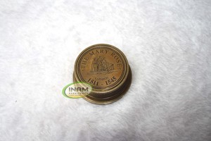 Boussole marine en laiton de qualité supérieure, fabriquée à la main, avec un magnifique design de cadran solaire / Boussole en laiton de designer antique - Product Image 2