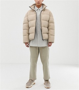 Blouson d'hiver pour homme sur mesure par le fabricant OEM, noir brillant, rembourré, épais, matelassé en coton, imperméable, adapté à l'extérieur - Product Image 2