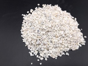 Pierres de galets blanches laiteuses naturelles du Vietnam pour l'aménagement paysager - Product Image 5